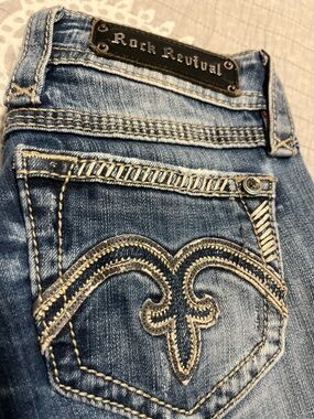 Rock Revival Women’s Skinny Jeans in Blue Denim with Embroidered Back Pocket